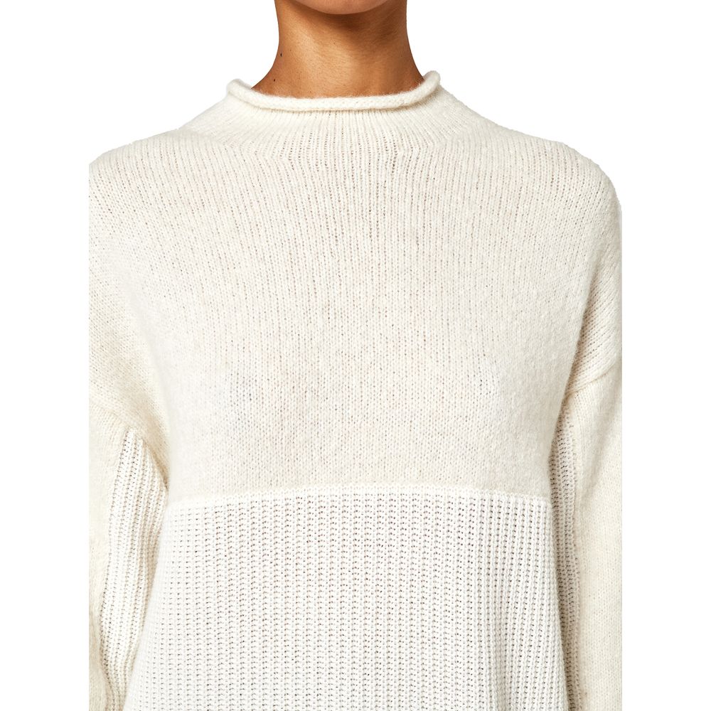 Alpha Studio White Recycled Wool Sweater