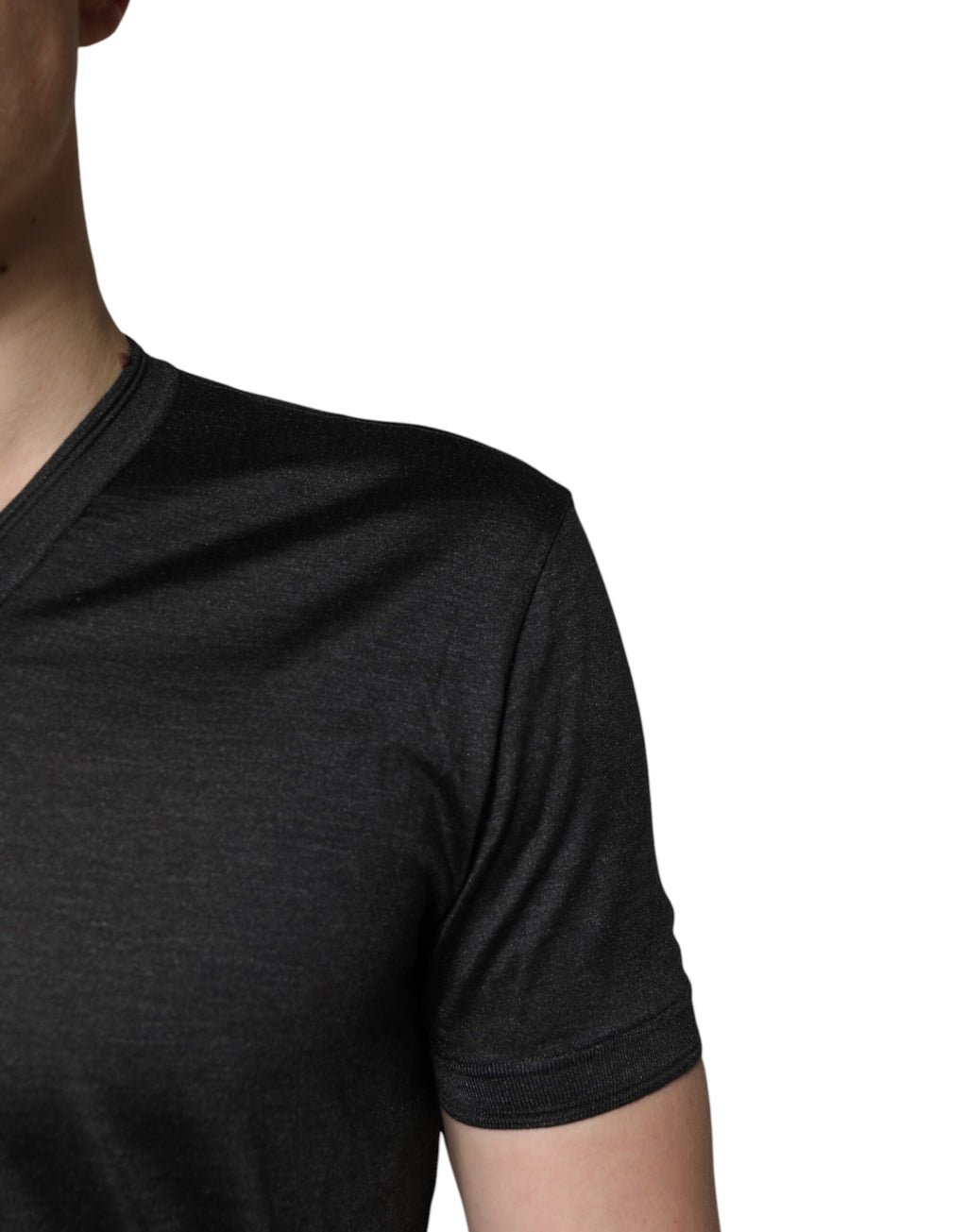 Dark Gray Silk V-neck Short Sleeves T-shirt