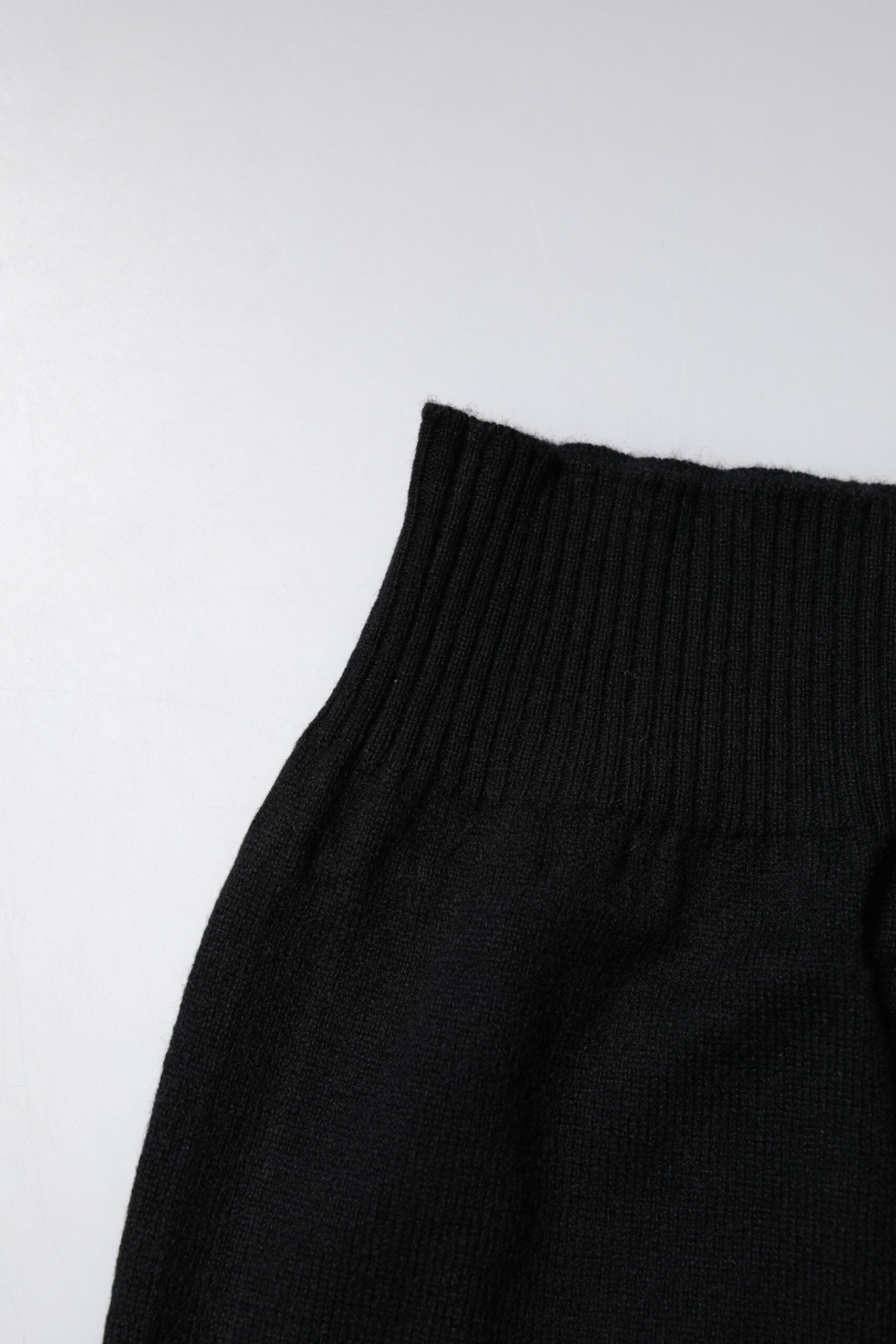 Black Cashmere Knitted Neck Warmer Foulard Scarf