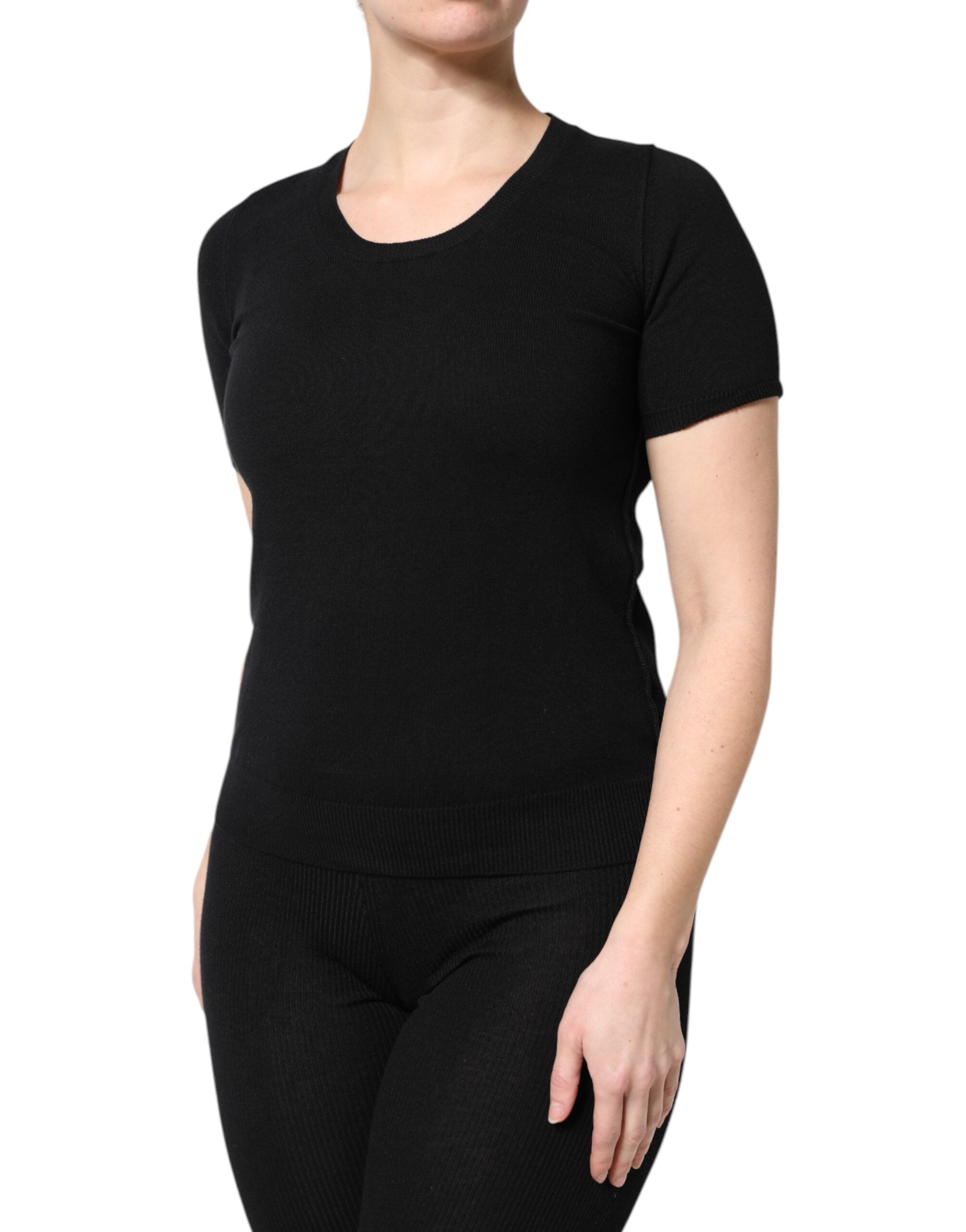 Black Cotton Round Neck Short Sleeve T-shirt