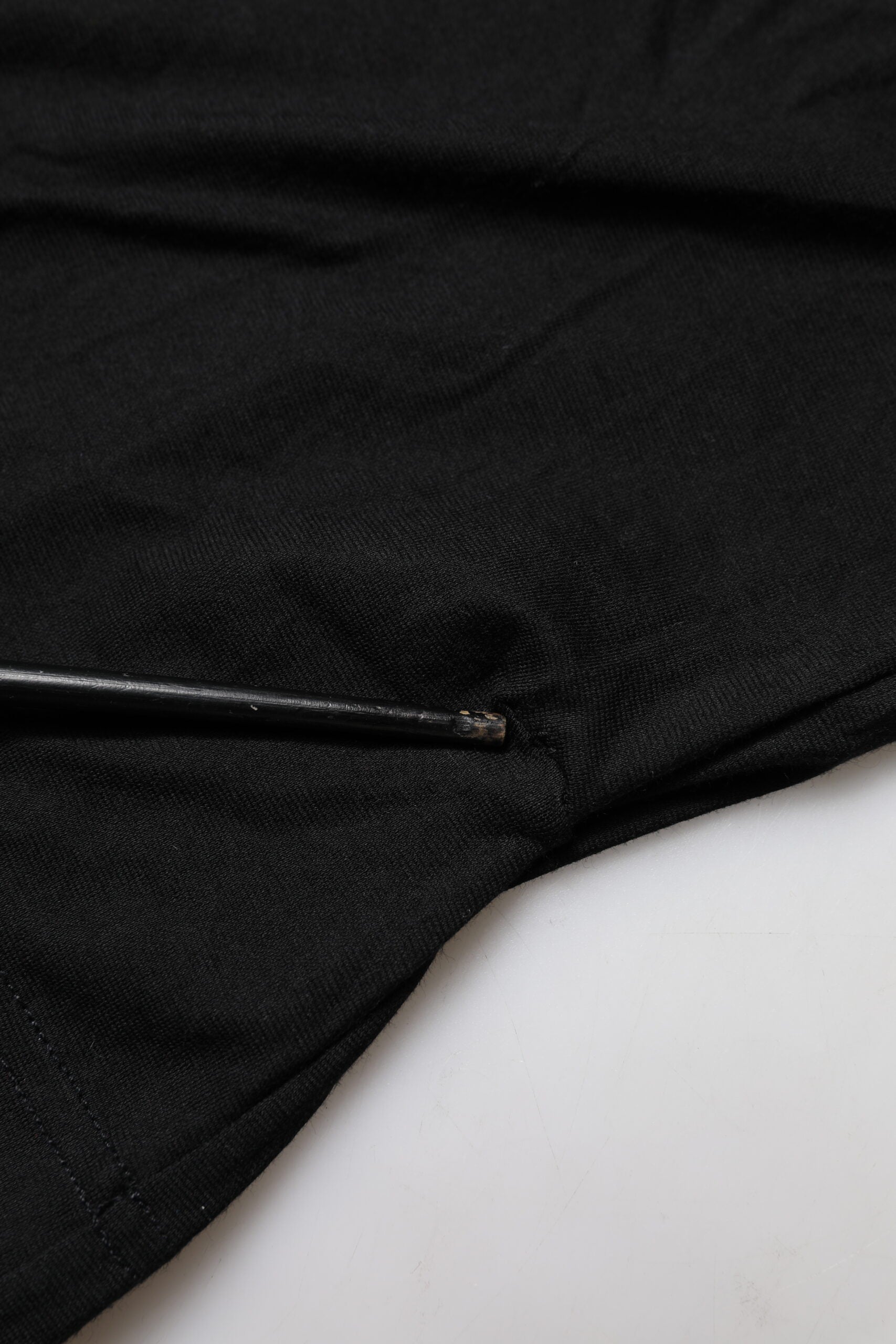 Black Cotton Short Sleeves Round Neck T-shirt