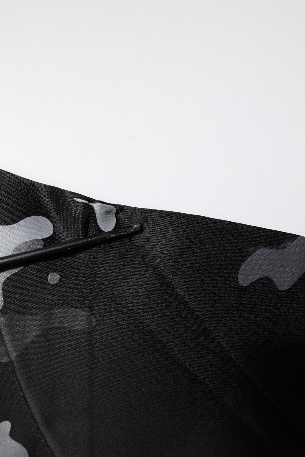 Black Camouflage Pullover Sweatshirt Sweater