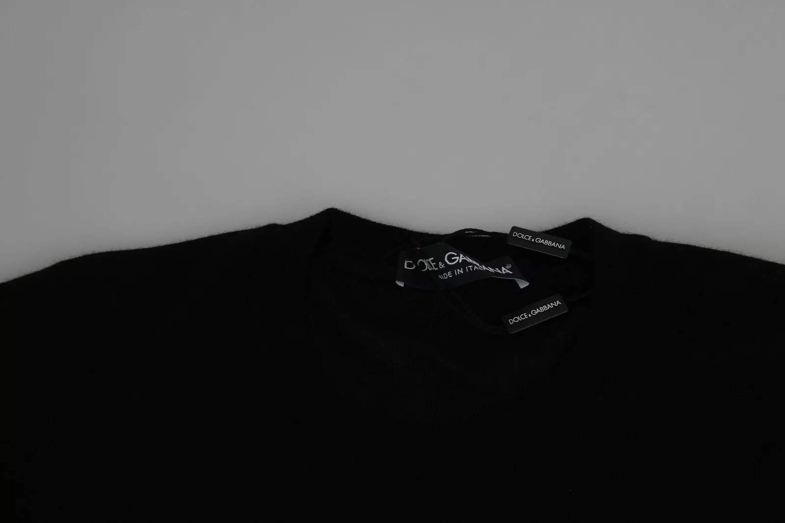 Black Cashmere Crewneck Pullover Sweater